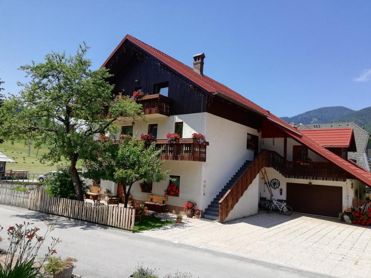 Apartments & Rooms Smucka Kranjska Gora Extérieur photo