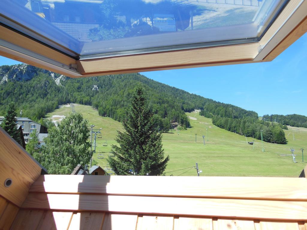 Apartments & Rooms Smucka Kranjska Gora Chambre photo